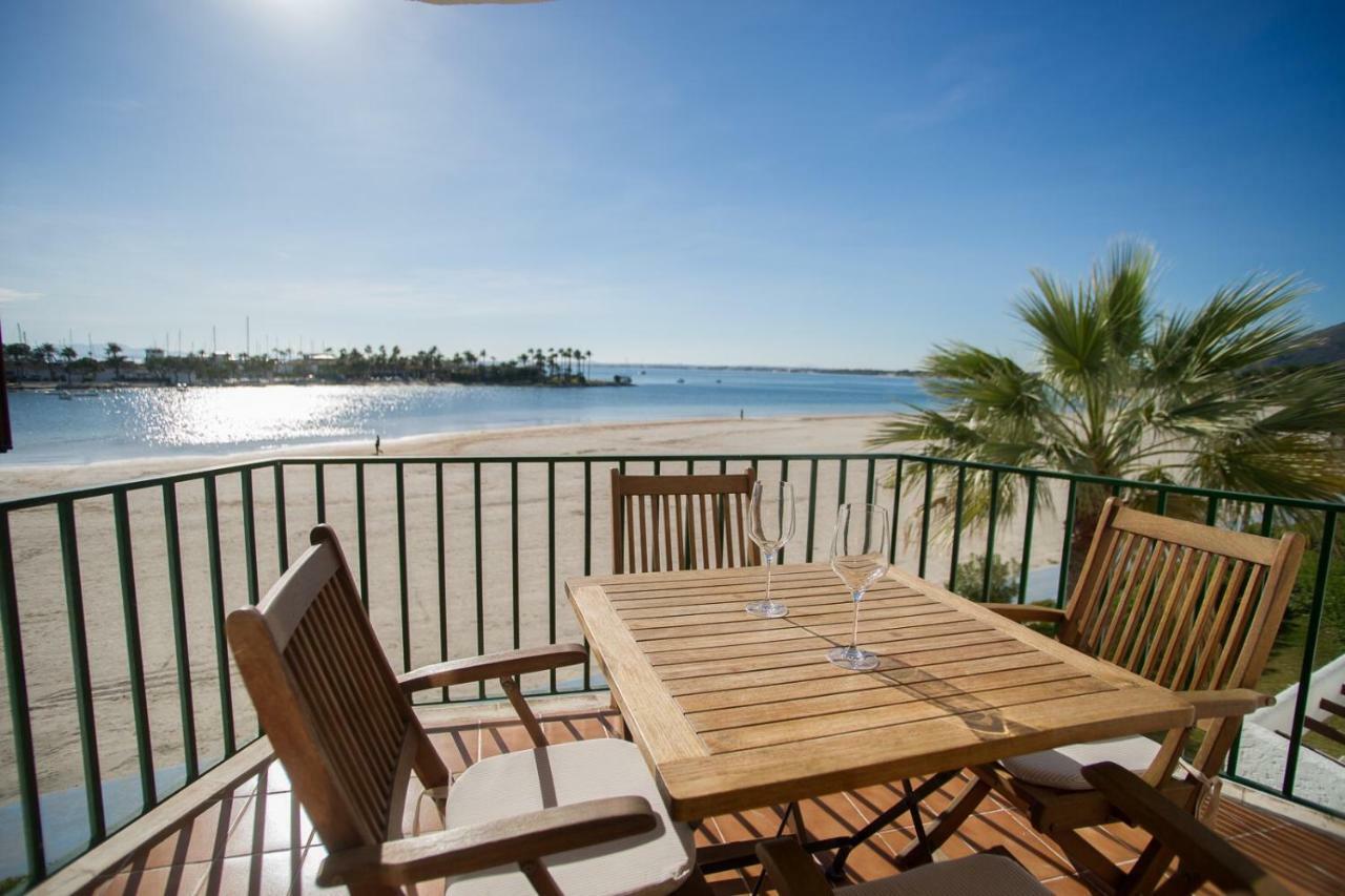 Beachfront Apartment Port d'Alcúdia Exterior foto
